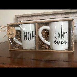 2 New in Box Farmhouse style coffee mugs